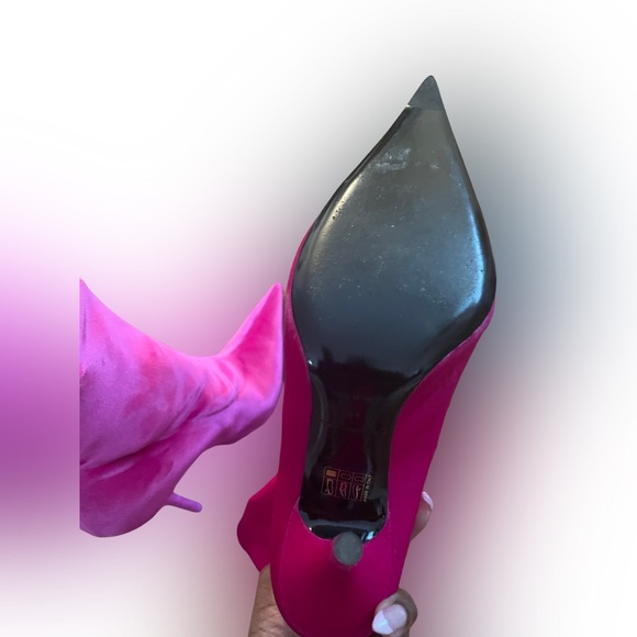 Preloved Balenciaga Pink Velvet Knife Boot ‼️SOLD‼️ - Picture 10 of 13